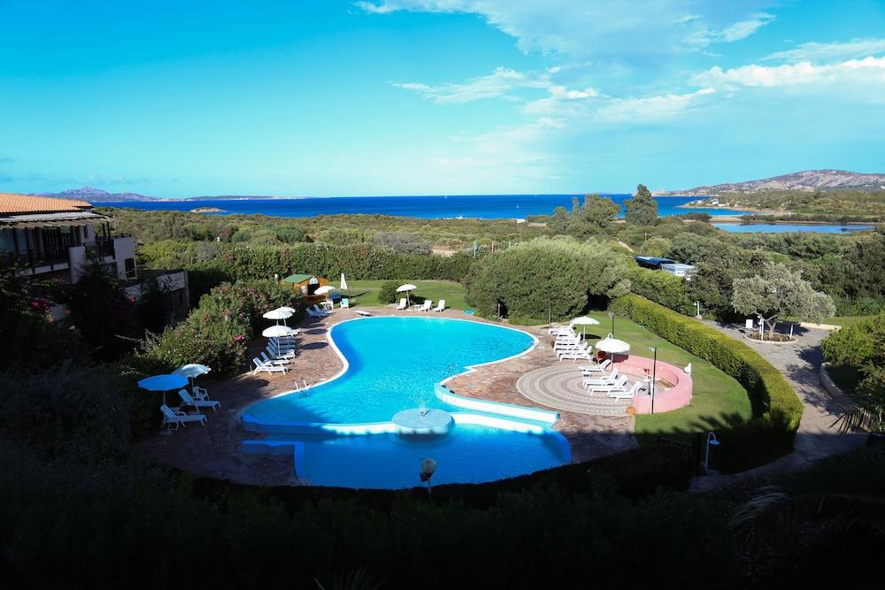 Sporting Hotel Tanca Manna カンニジョネ エクステリア 写真